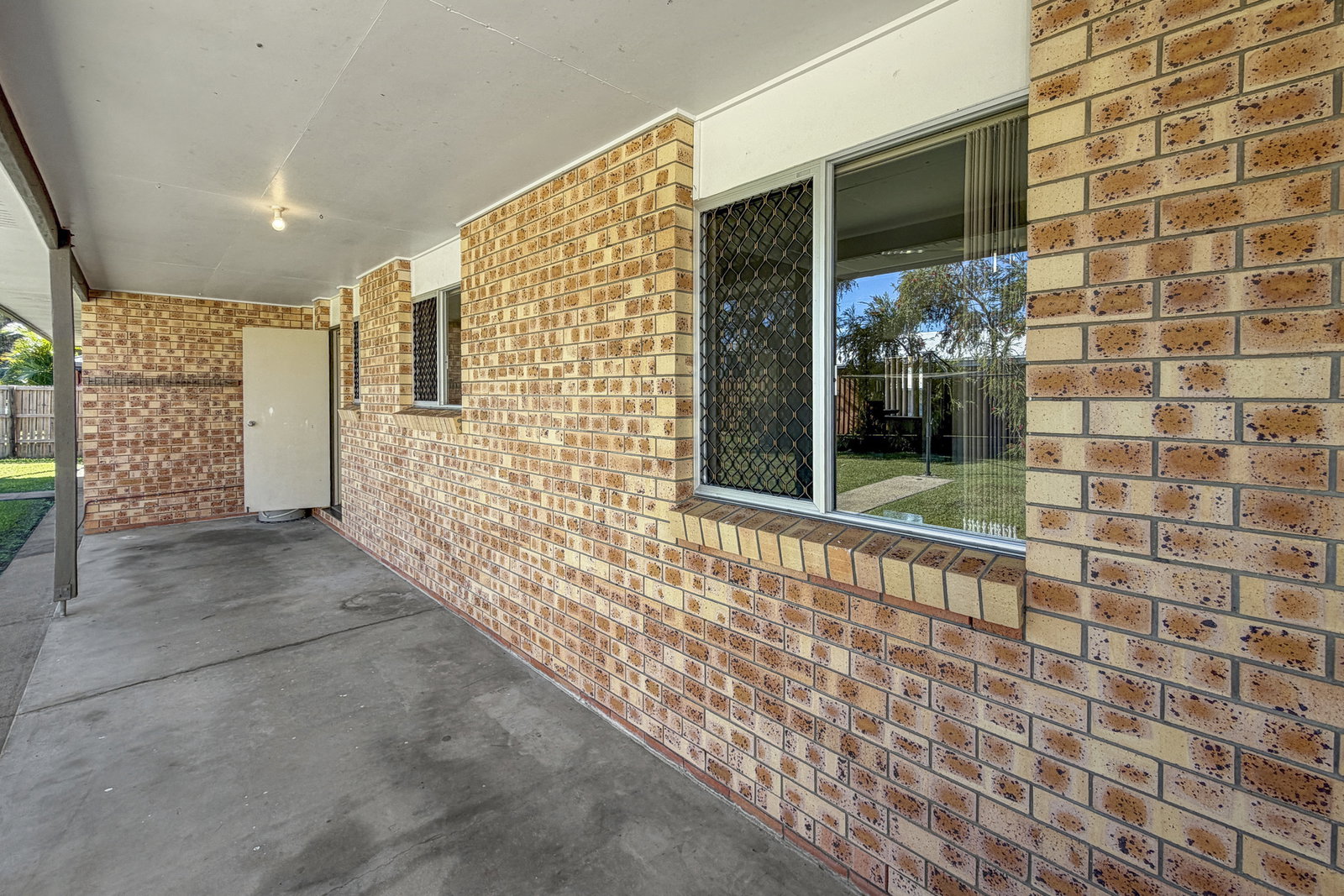 2/8 Jacques Court, Bargara  QLD  4670