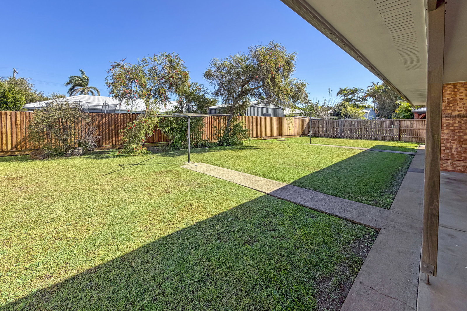 2/8 Jacques Court, Bargara  QLD  4670