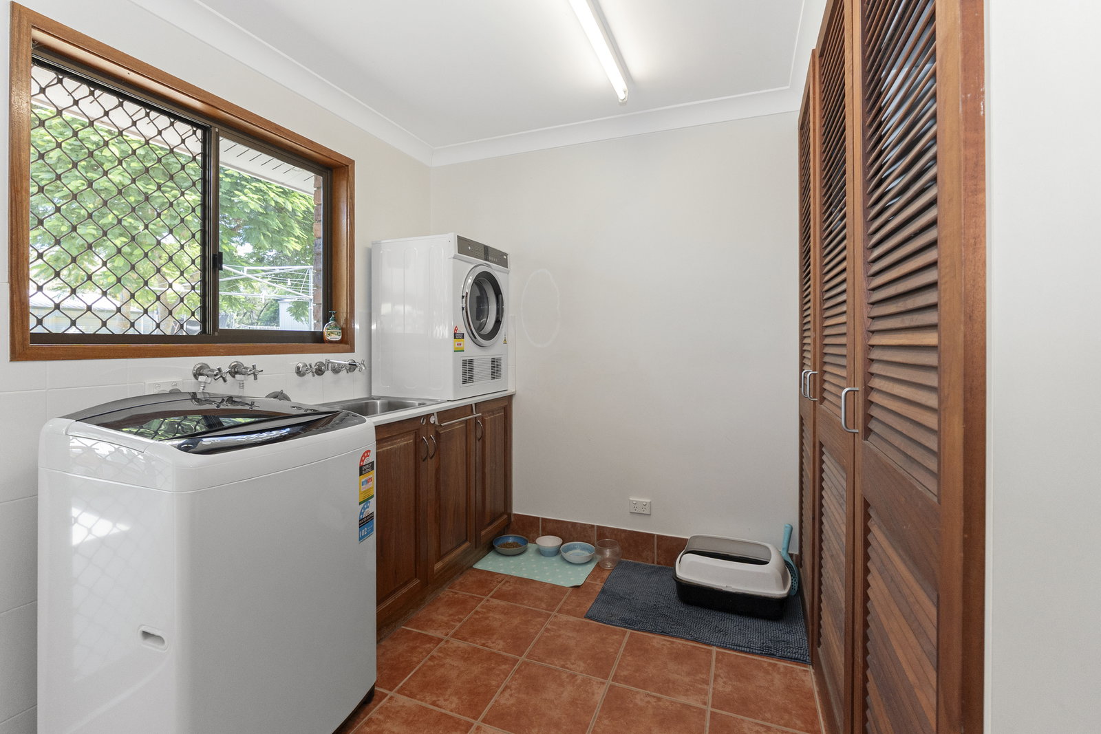 2 Downing Street, Gayndah  QLD  4625