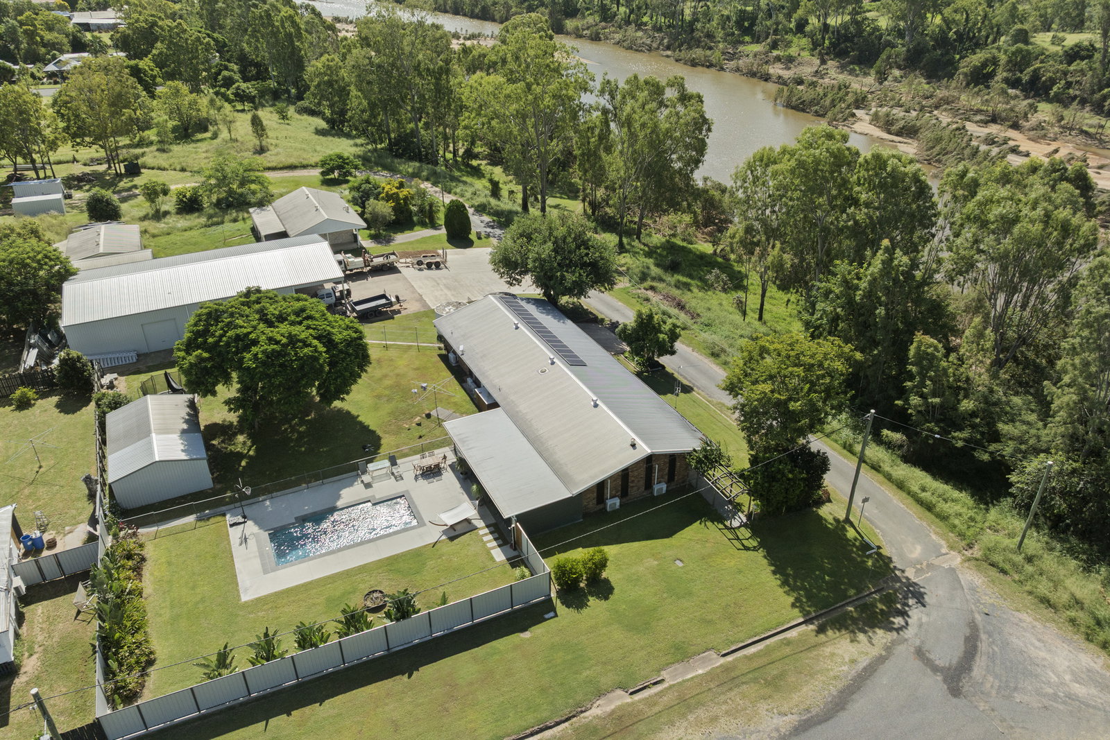 2 Downing Street, Gayndah  QLD  4625
