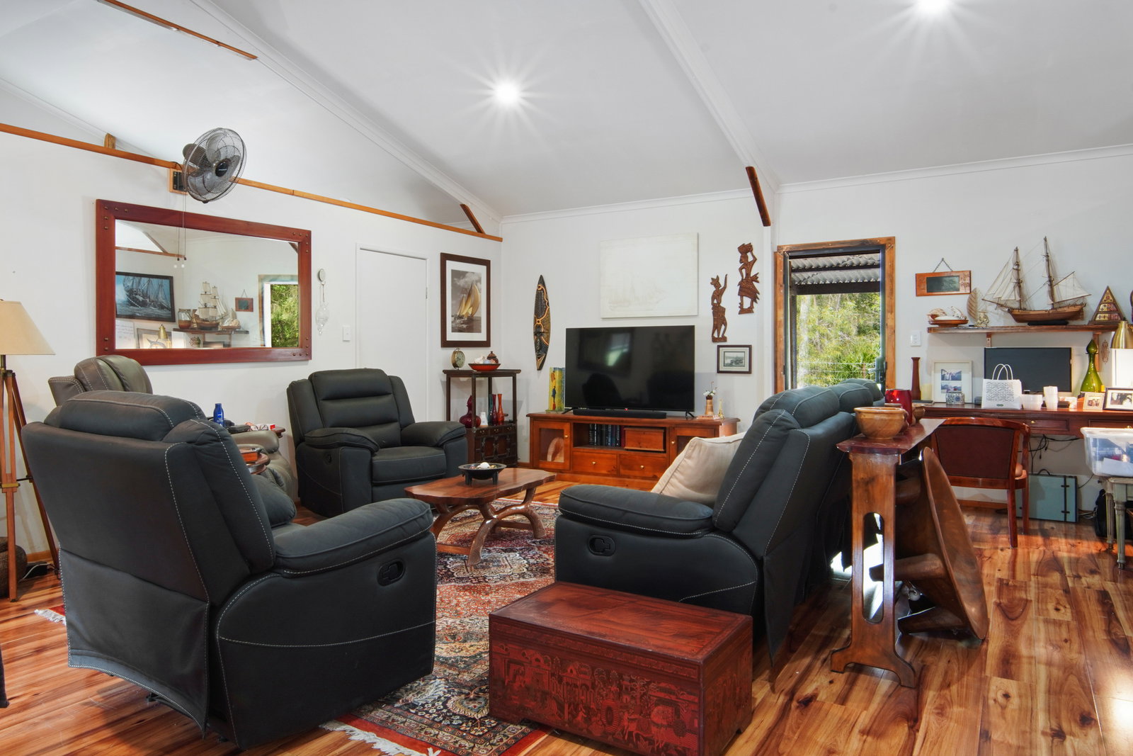 373 Lady Elliot Drive, Agnes Water  QLD  4677