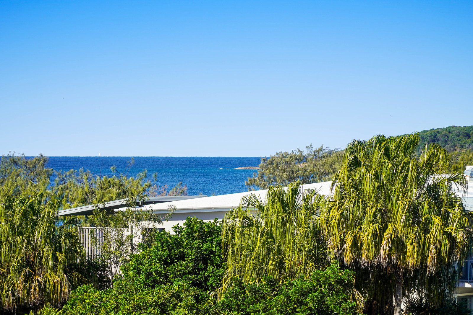 125/9-11 Beaches Village Circuit, Agnes Water  QLD  4677