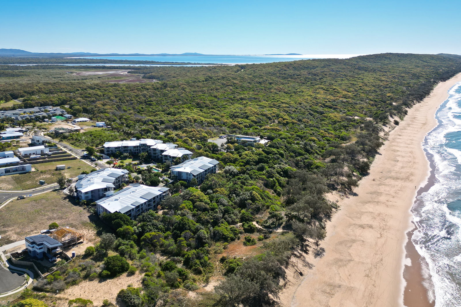 125/9-11 Beaches Village Circuit, Agnes Water  QLD  4677