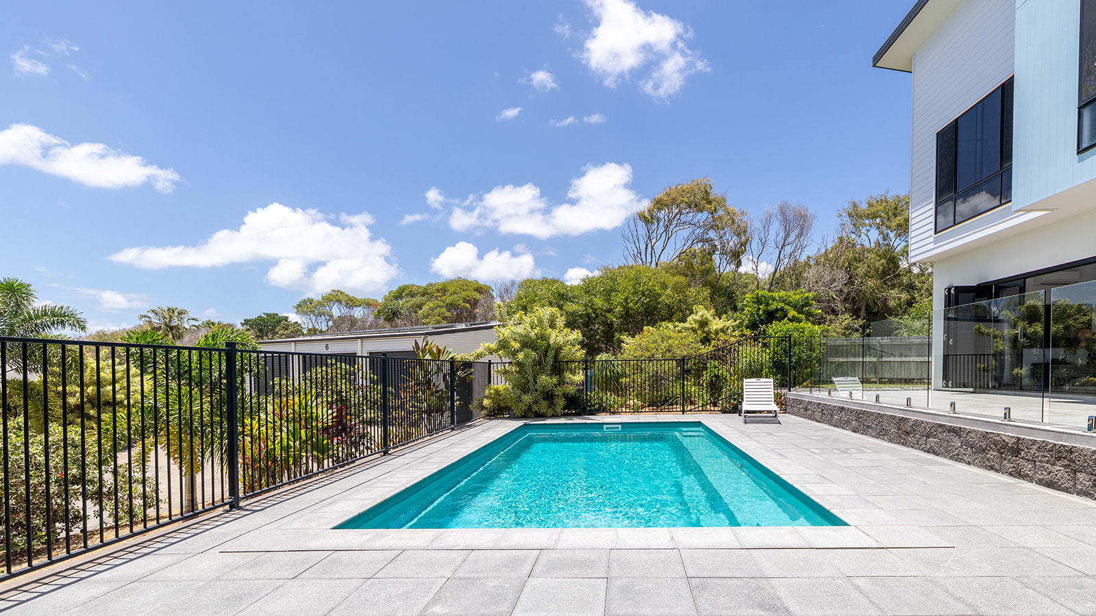 6 Seaview Court, Agnes Water  QLD  4677