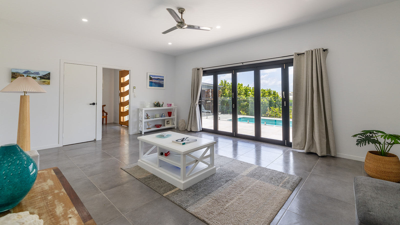 6 Seaview Court, Agnes Water  QLD  4677