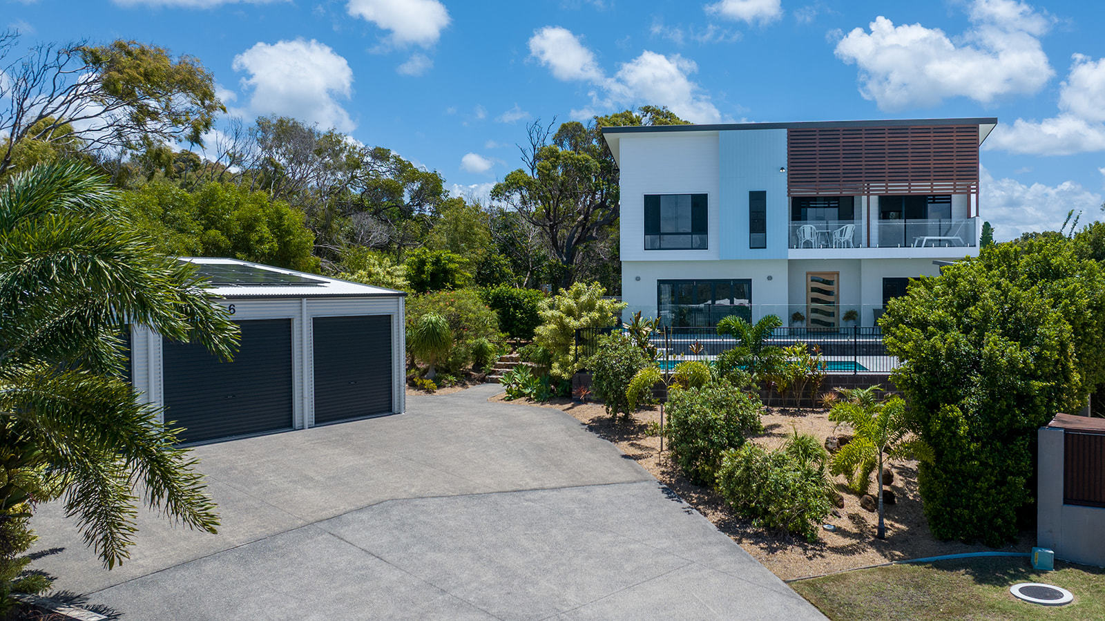 6 Seaview Court, Agnes Water  QLD  4677