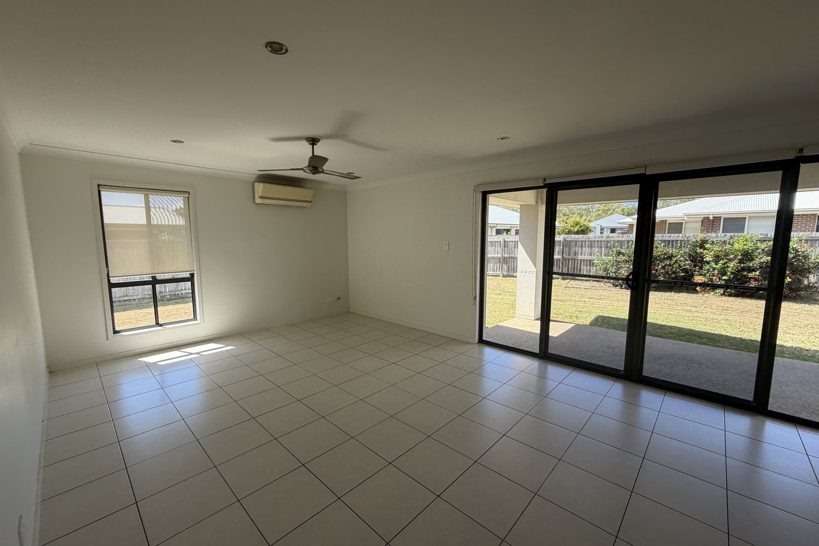 27 Parkway Crescent, Kirkwood  QLD  4680