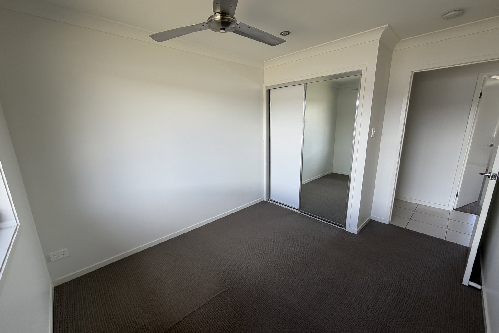 27 Parkway Crescent, Kirkwood  QLD  4680