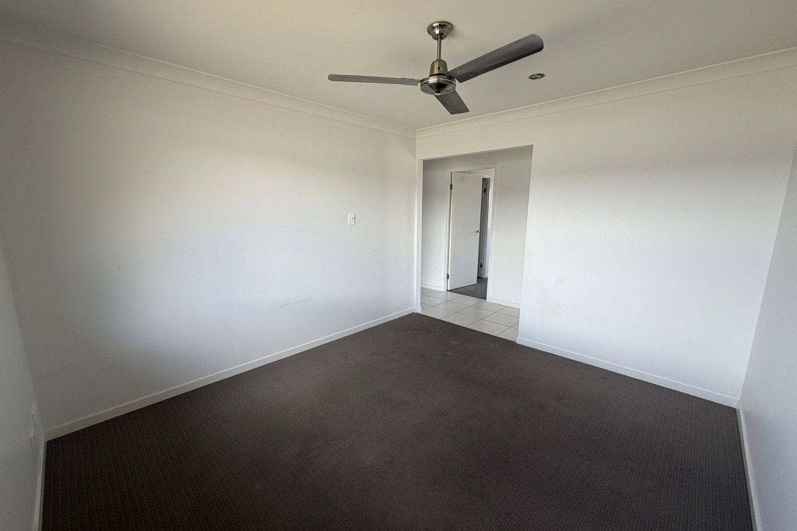27 Parkway Crescent, Kirkwood  QLD  4680