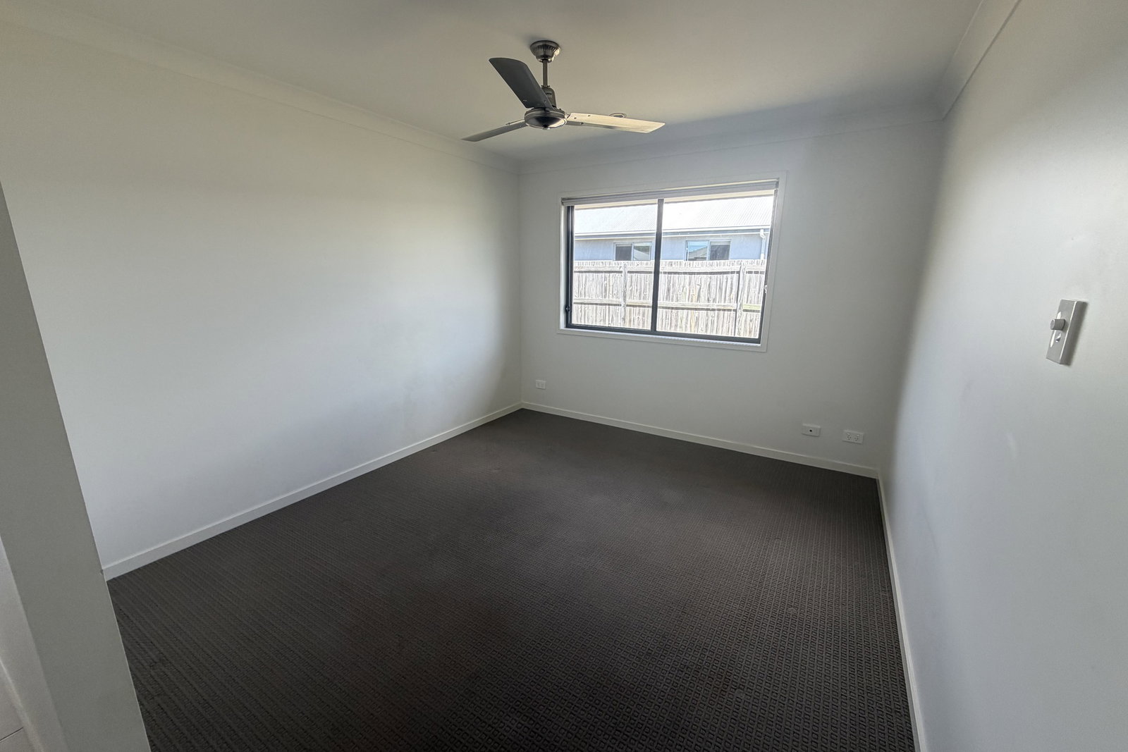27 Parkway Crescent, Kirkwood  QLD  4680