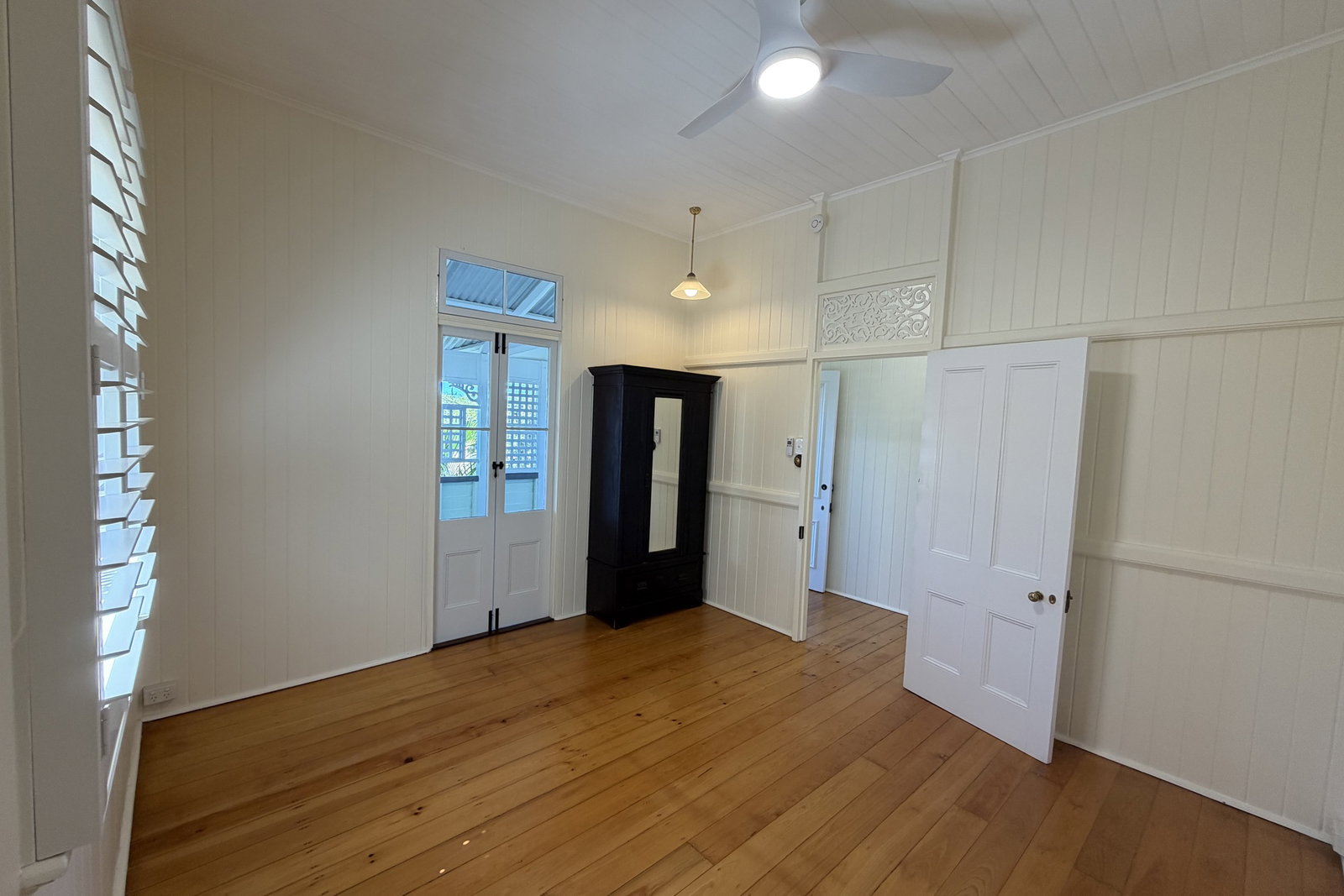 213 Auckland Street, South Gladstone  QLD  4680
