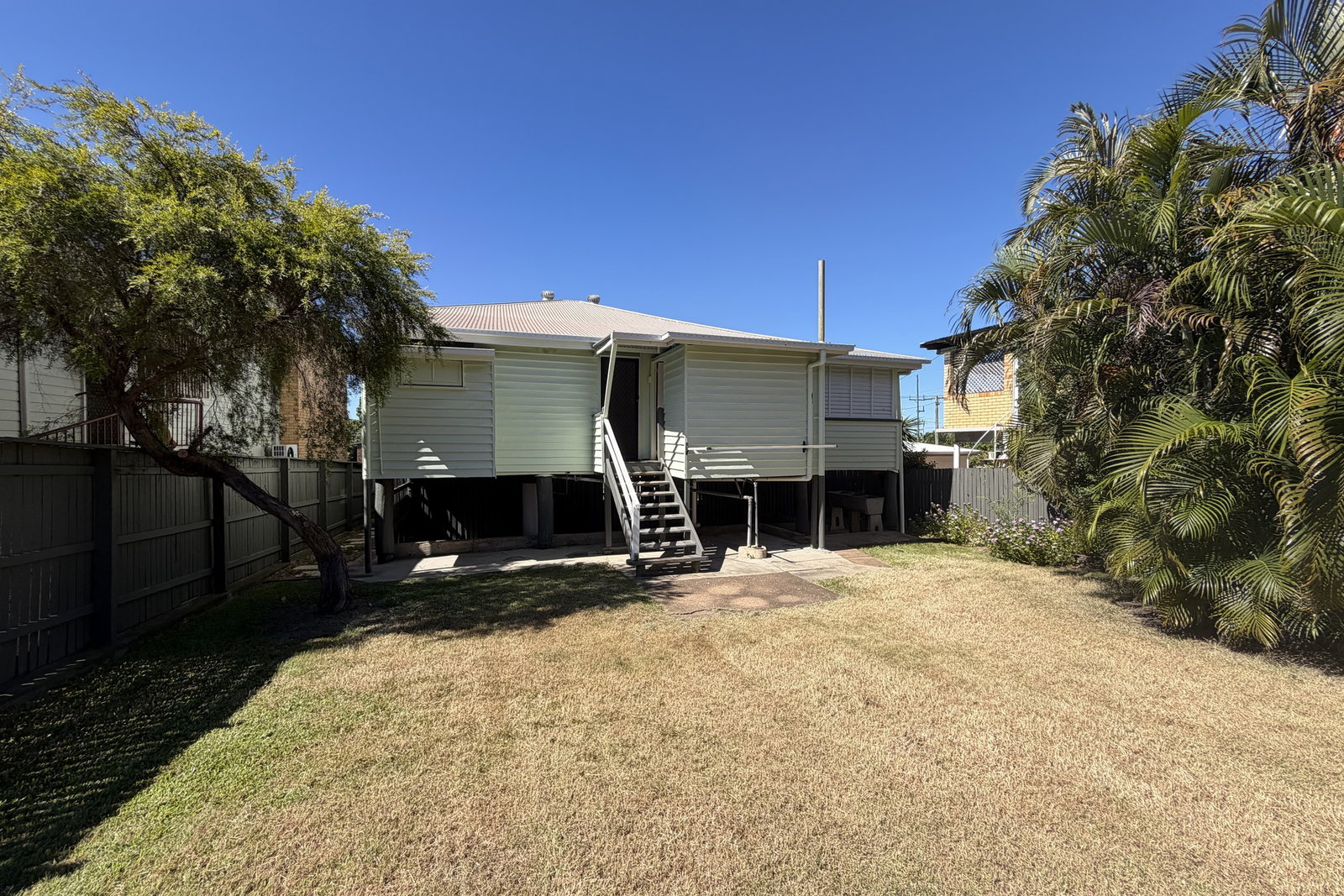 213 Auckland Street, South Gladstone  QLD  4680