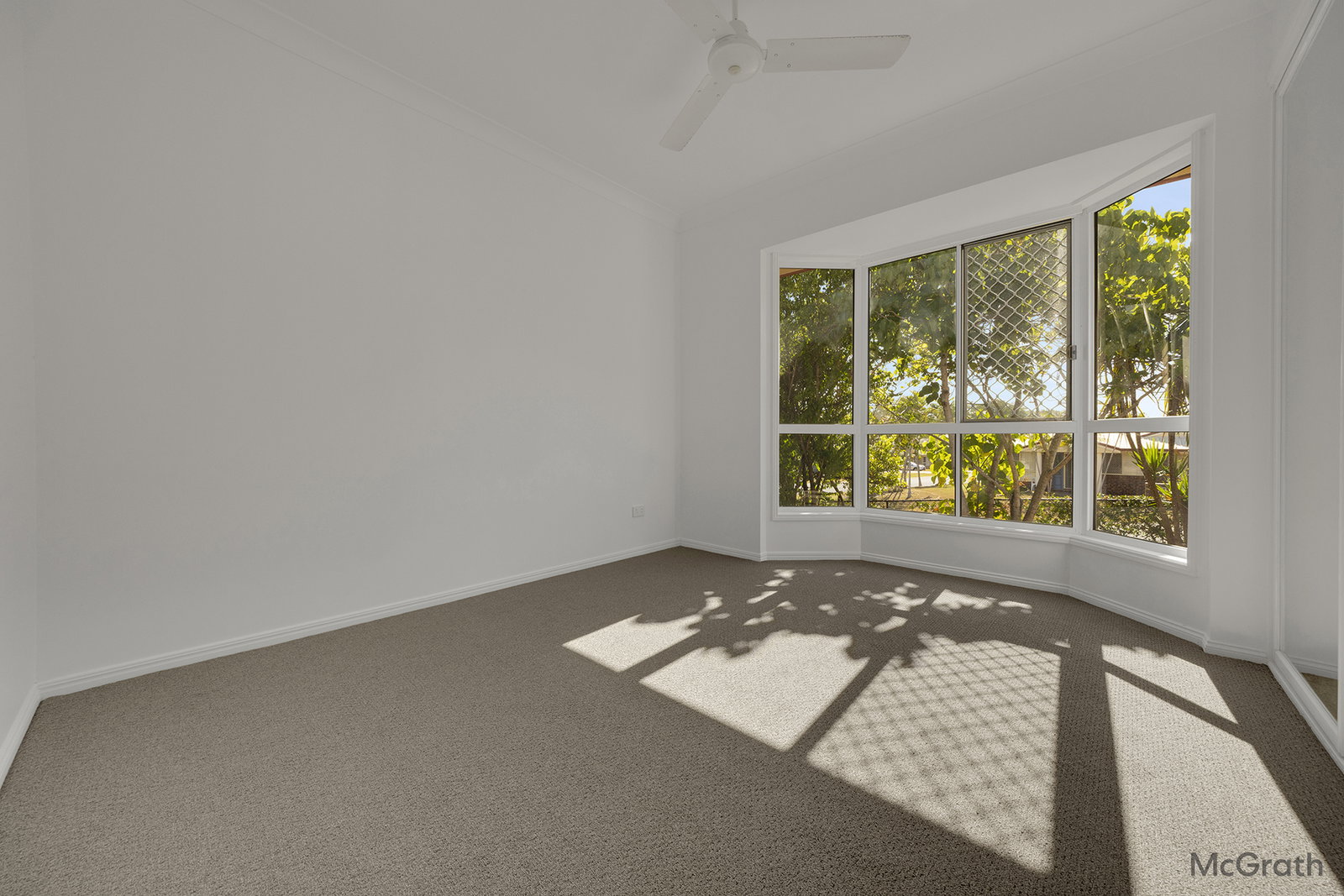 4 Cania Way, Clinton  QLD  4680