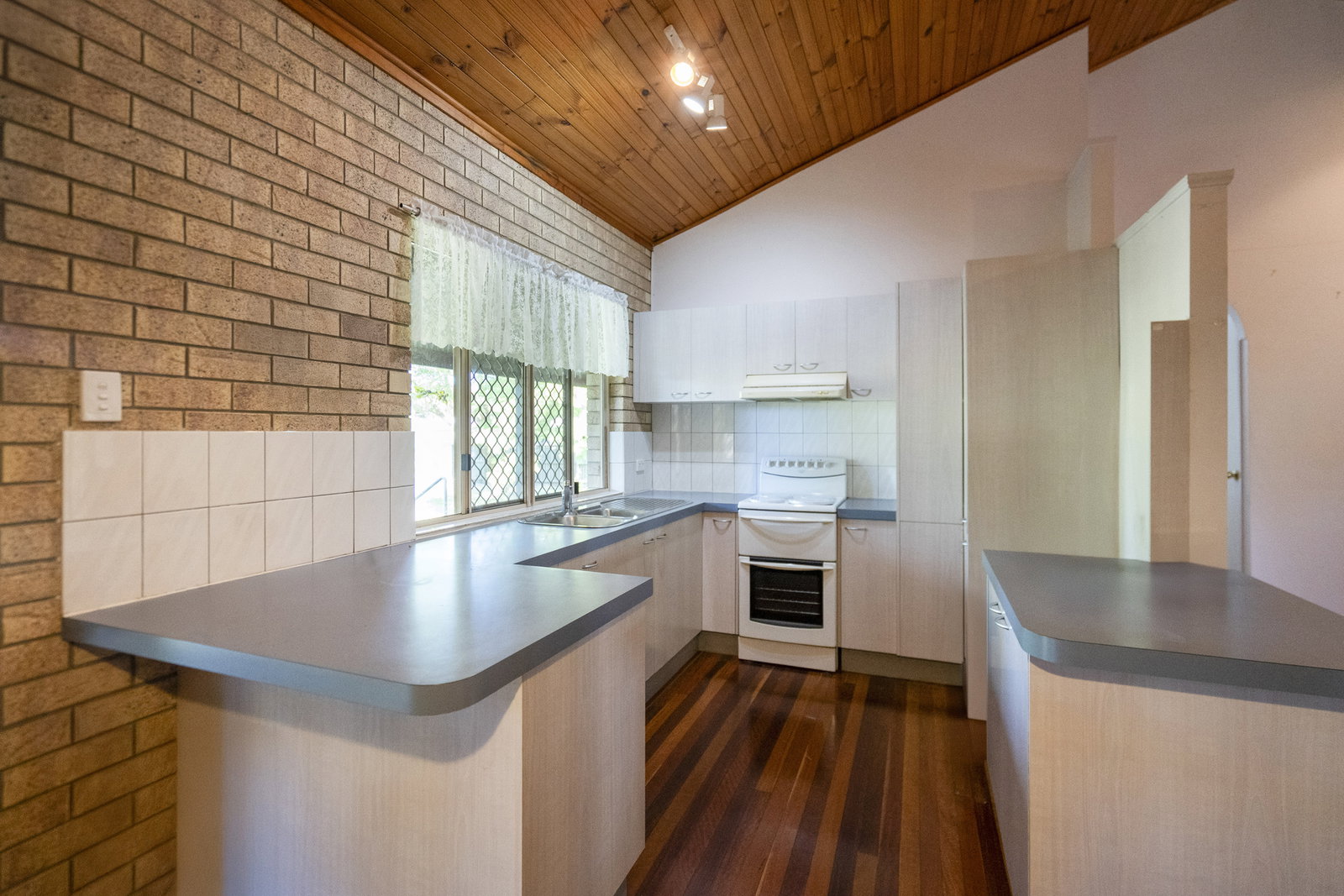 334 Fairymead Road, Gooburrum  QLD  4670