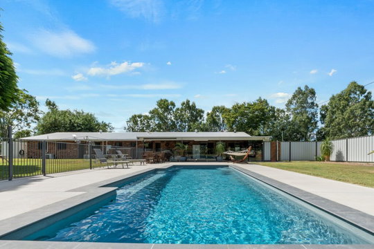 2 Downing Street, Gayndah  QLD  4625