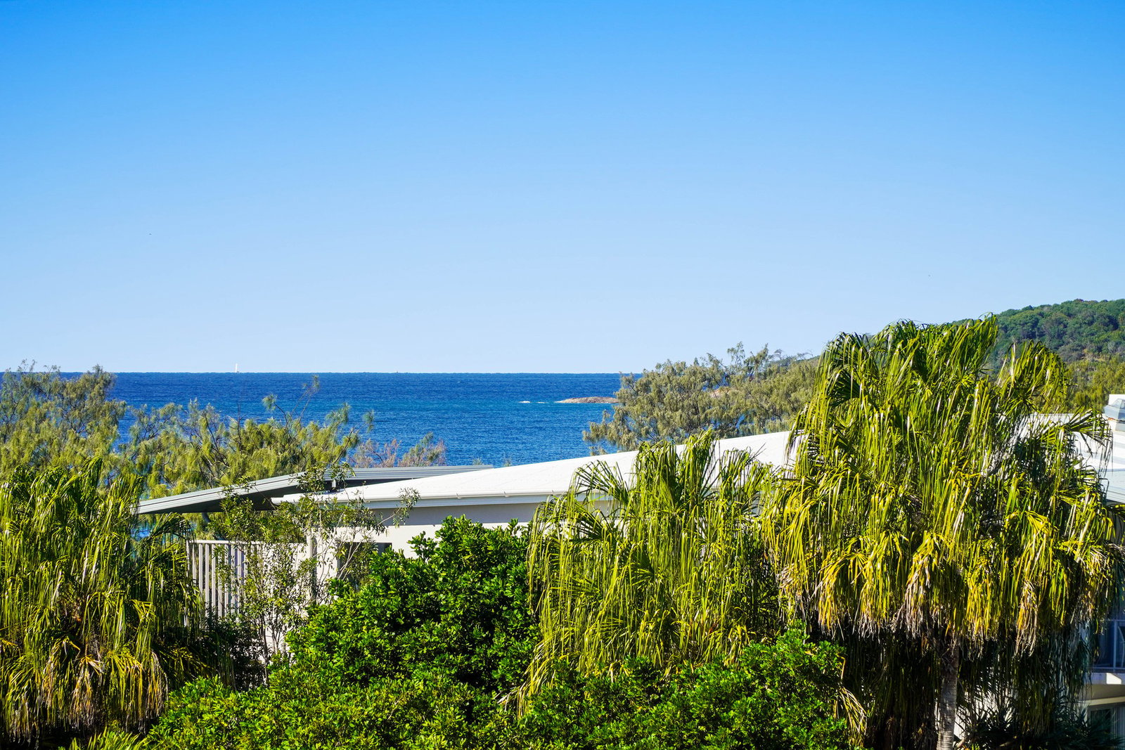 125/9-11 Beaches Village Circuit, Agnes Water  QLD  4677