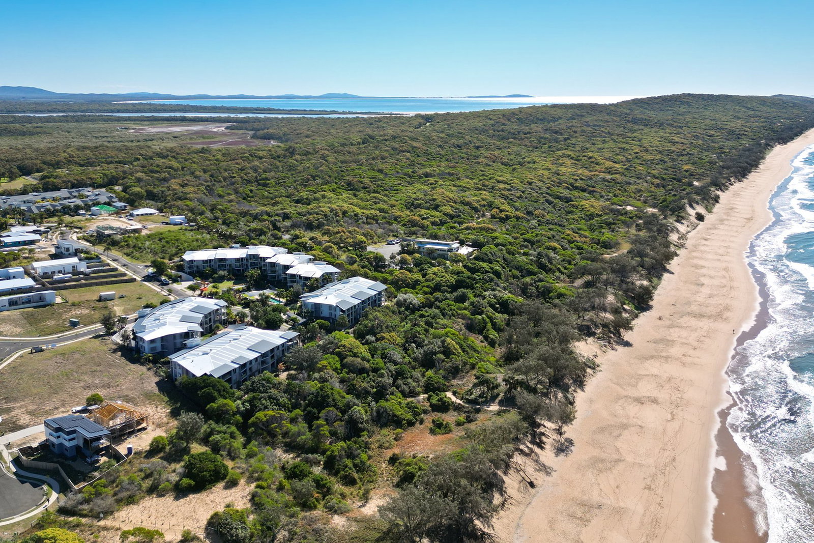 125/9-11 Beaches Village Circuit, Agnes Water  QLD  4677