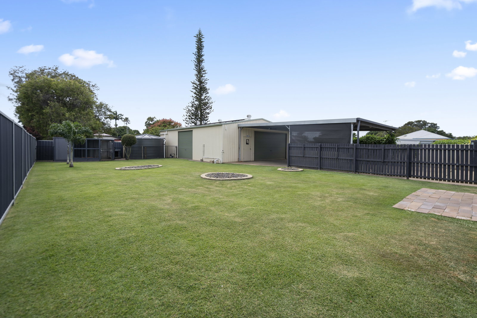 1 Alice Street, Walkervale  QLD  4670