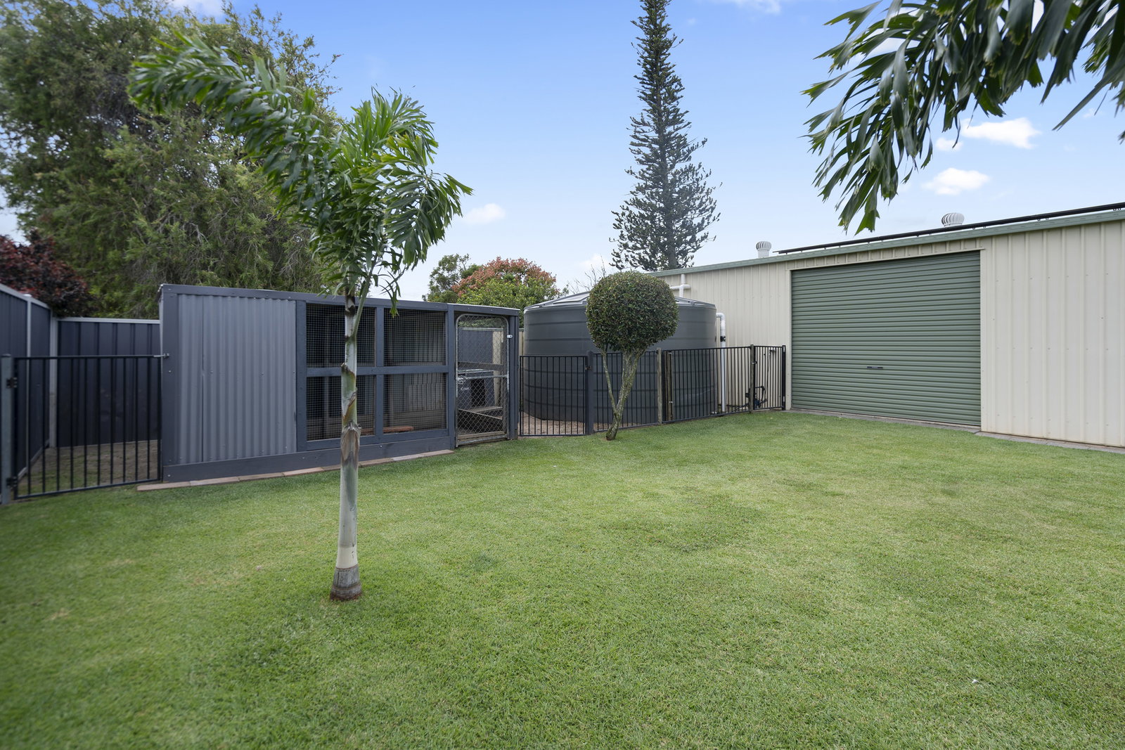 1 Alice Street, Walkervale  QLD  4670