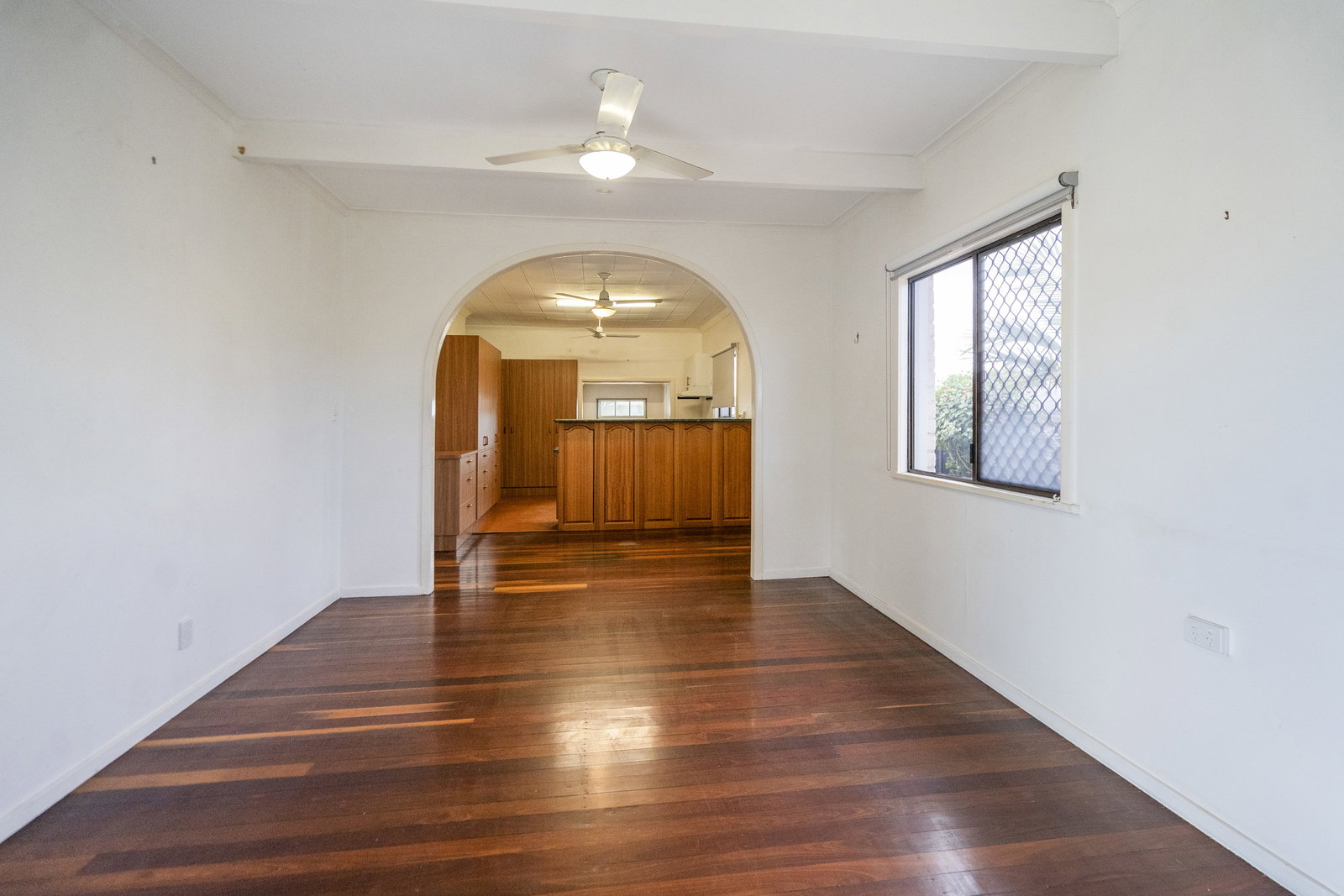 1 Alice Street, Walkervale  QLD  4670