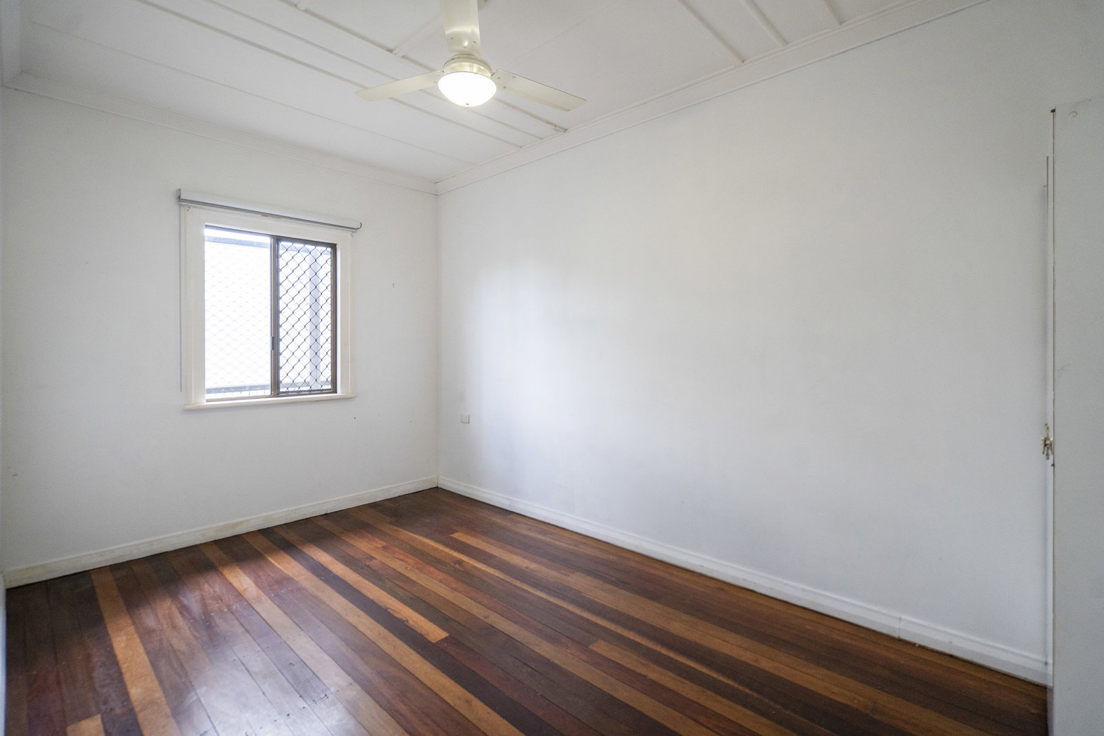 1 Alice Street, Walkervale  QLD  4670
