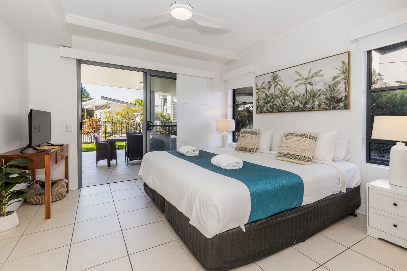 300/11 Beaches Village Circuit, Agnes Water  QLD  4677