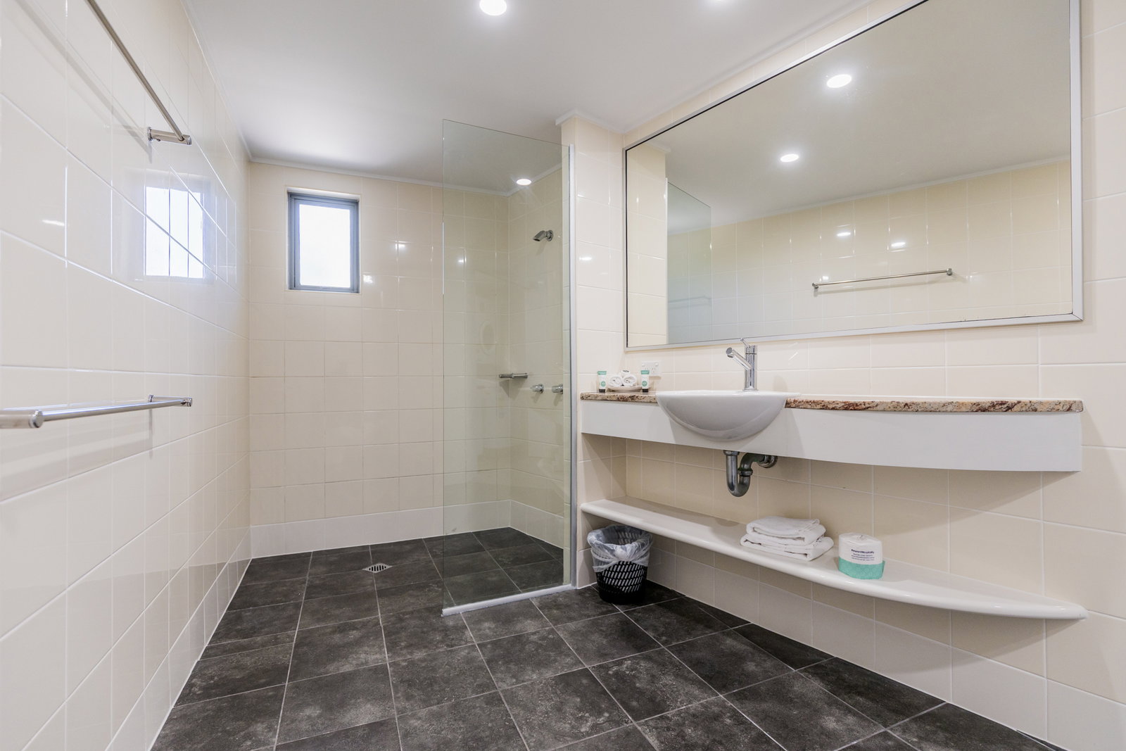 300/11 Beaches Village Circuit, Agnes Water  QLD  4677