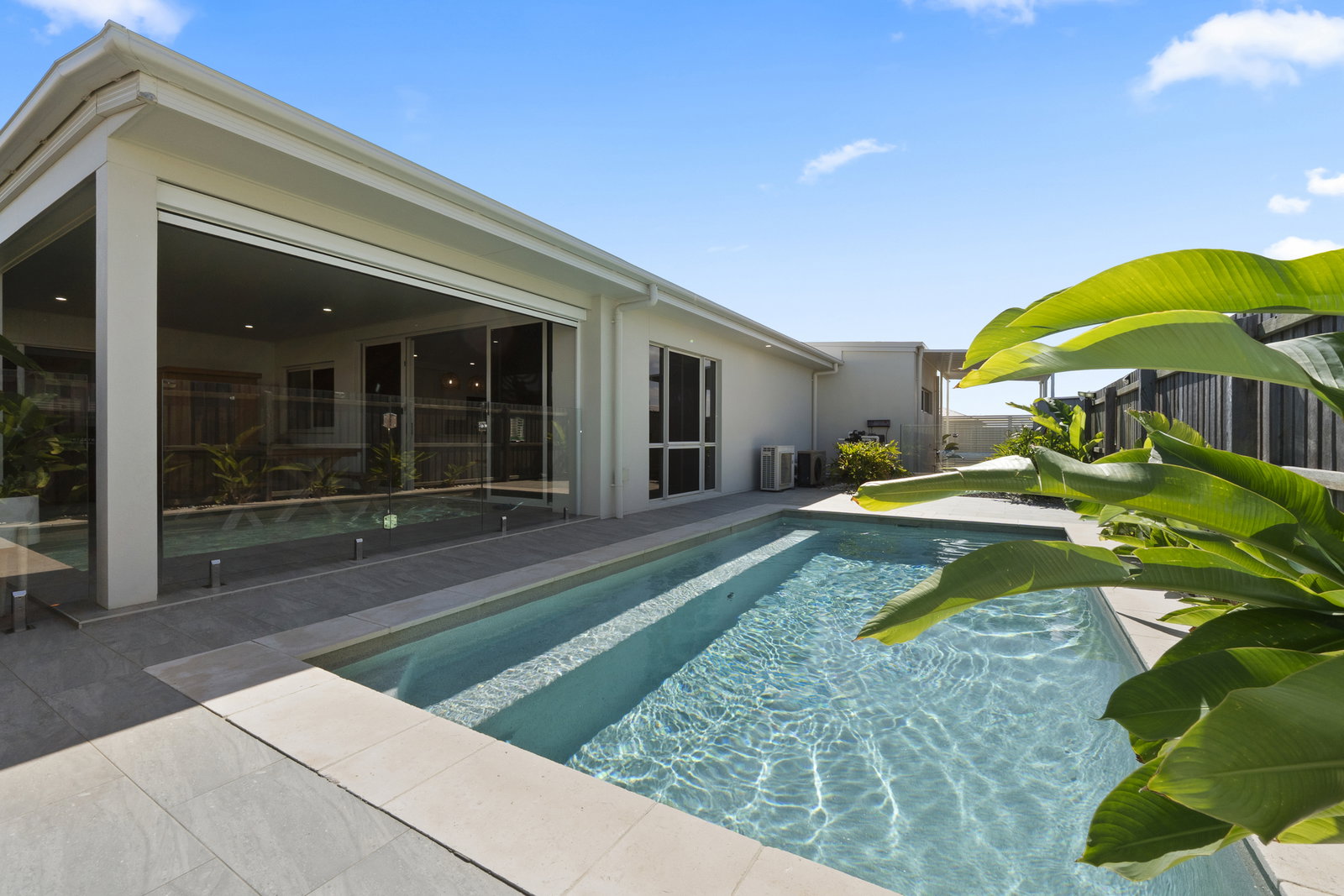 24 Fraser Avenue, Innes Park  QLD  4670