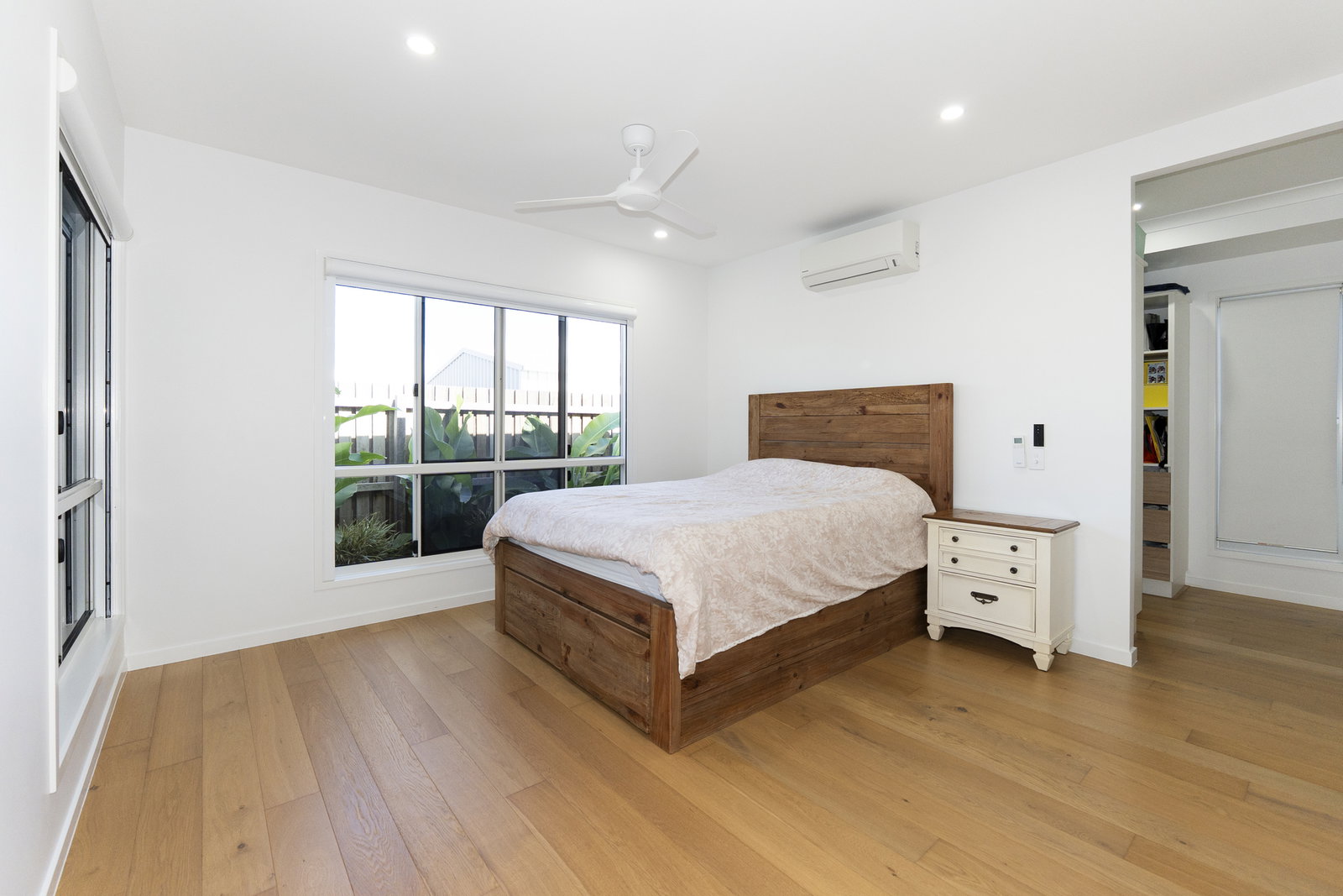 24 Fraser Avenue, Innes Park  QLD  4670