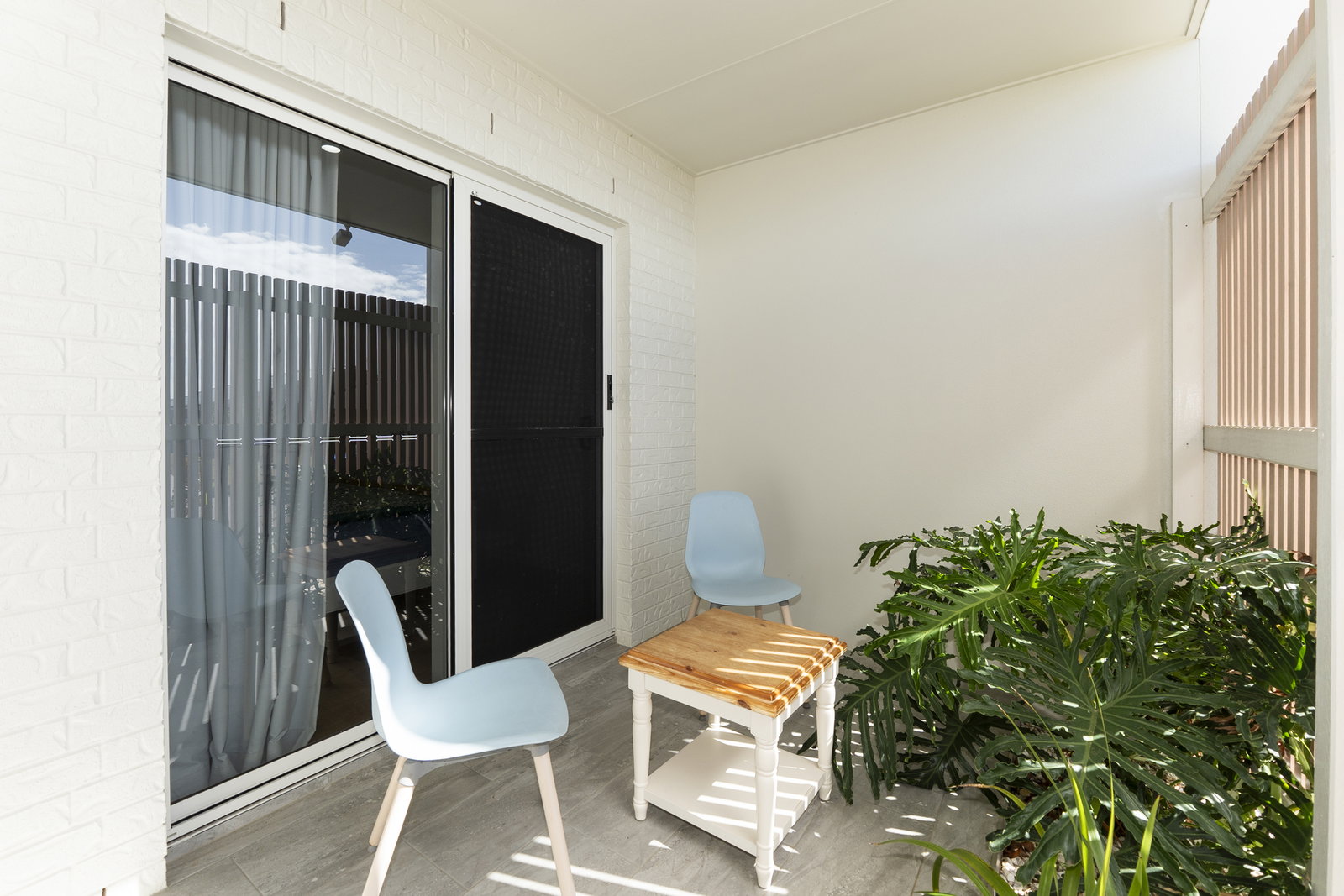 24 Fraser Avenue, Innes Park  QLD  4670