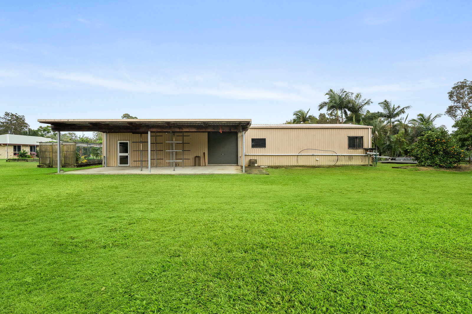 255 Woocoo Drive, Oakhurst  QLD  4650