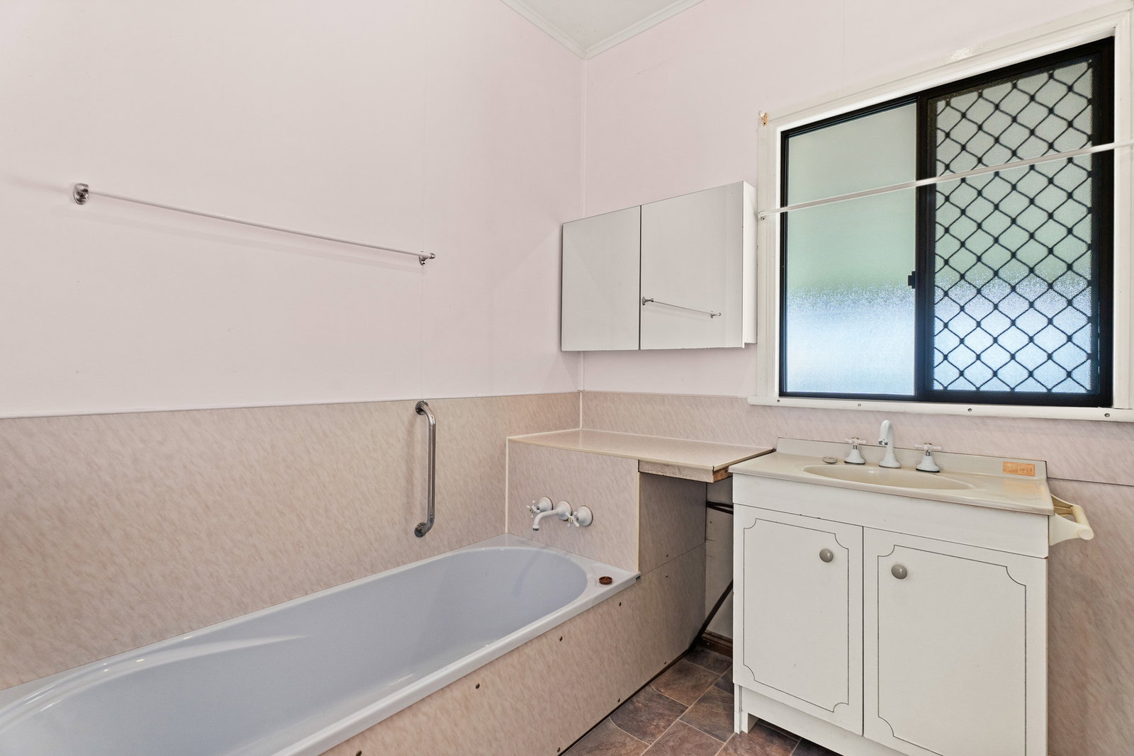 12 Dalglish Street, Maryborough  QLD  4650