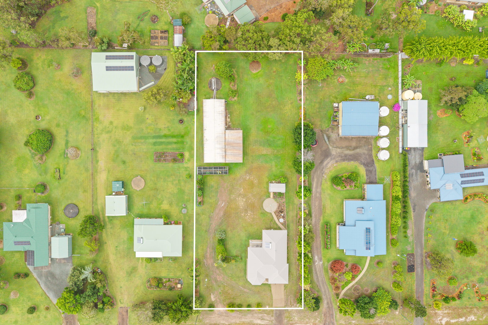 255 Woocoo Drive, Oakhurst  QLD  4650