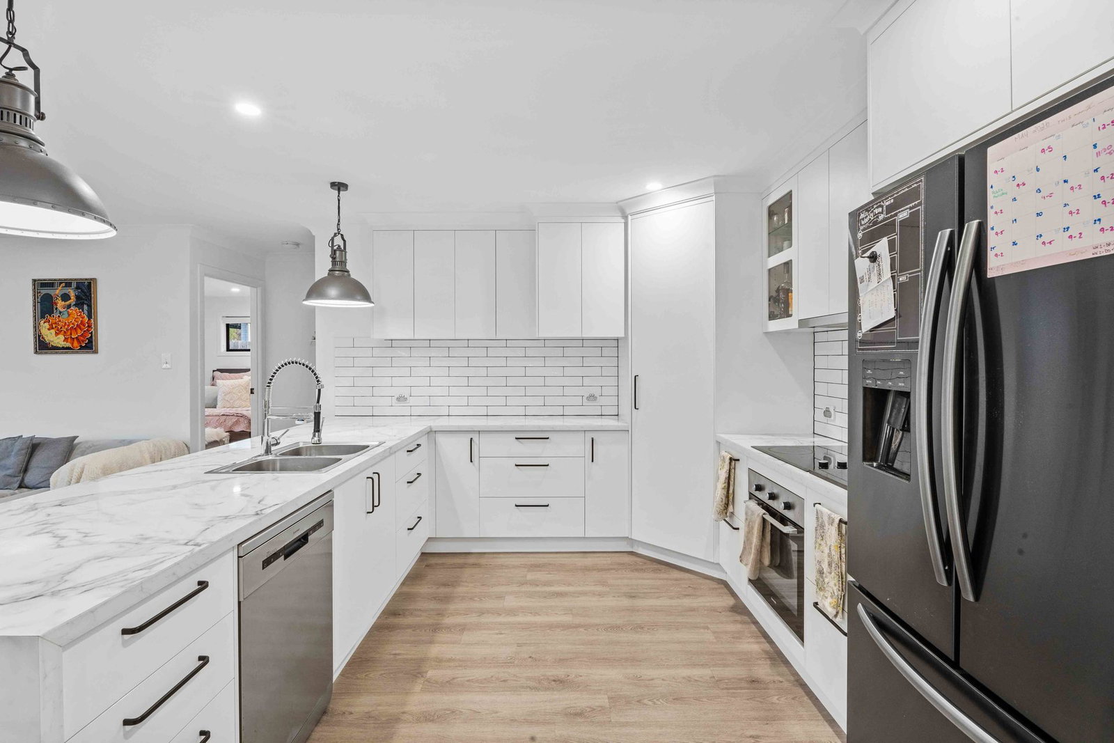27 Finch Street, Oakhurst  QLD  4650