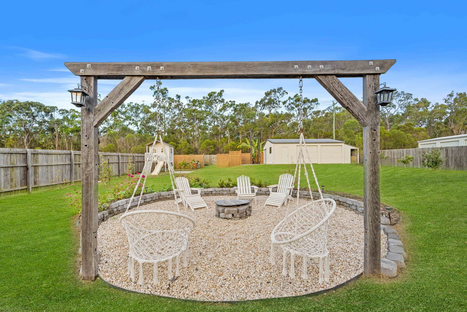 27 Finch Street, Oakhurst  QLD  4650