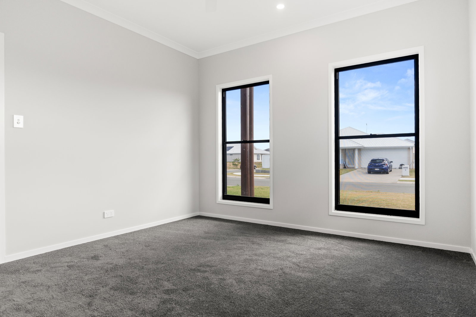 17 Mataranka Circuit, Nikenbah  QLD  4655