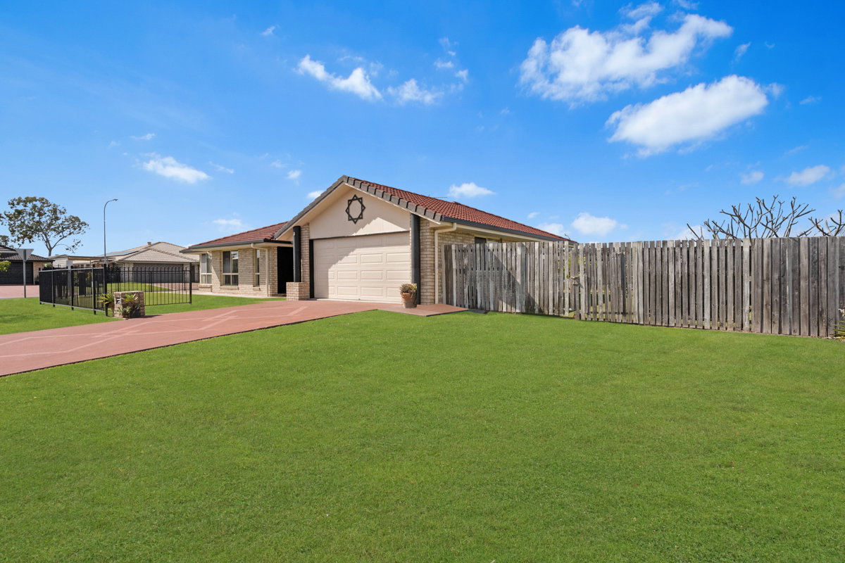 3 Bronton Way, Point Vernon  QLD  4655