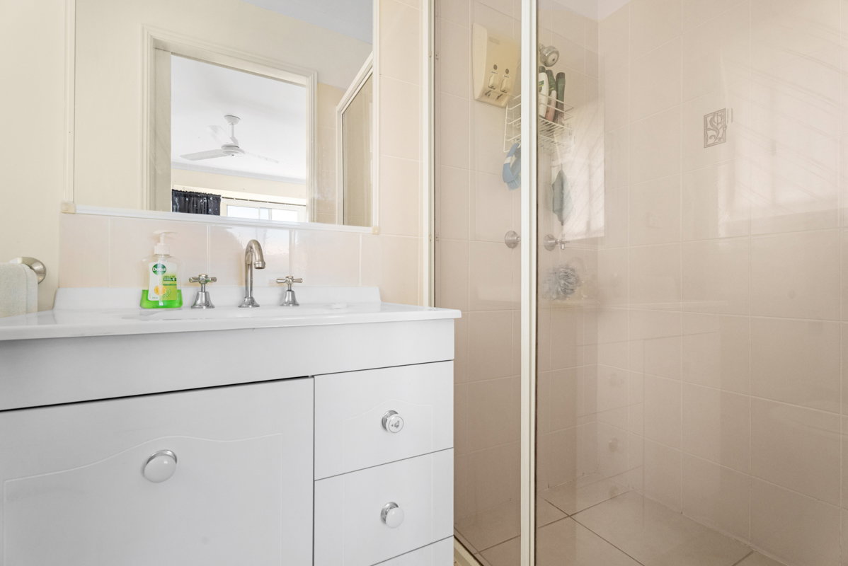 3 Bronton Way, Point Vernon  QLD  4655
