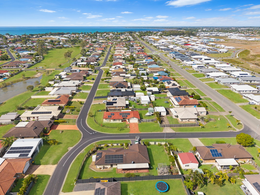 3 Bronton Way, Point Vernon  QLD  4655