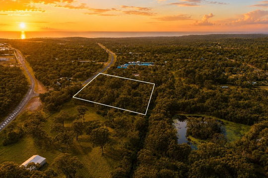 35 Bicentennial Road, Agnes Water  QLD  4677