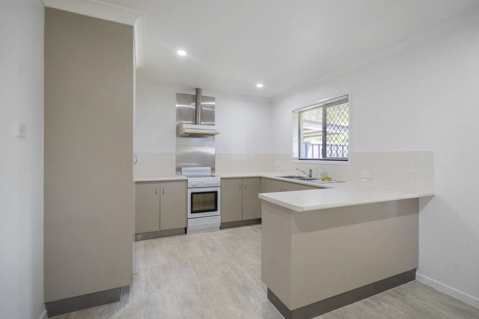 1/16 Hargreaves Street, Bundaberg South  QLD  4670