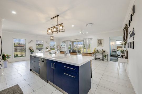 57 James Henderson Way, Gooburrum  QLD  4670