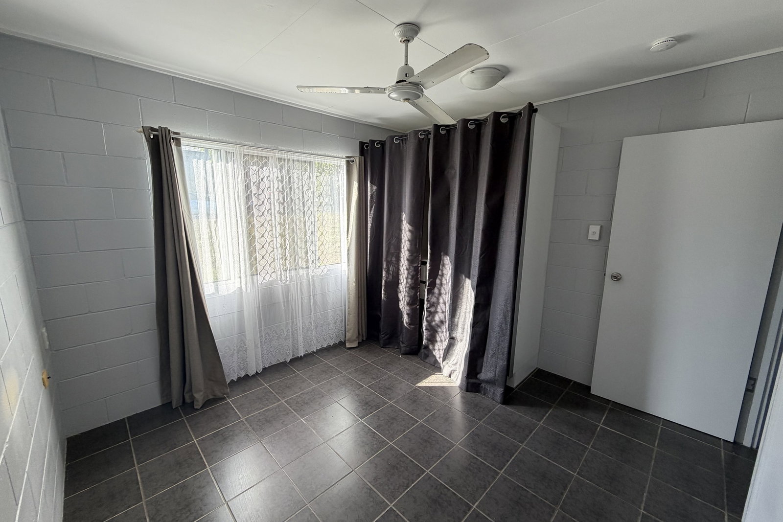 2/1 Norris Street, West Gladstone  QLD  4680