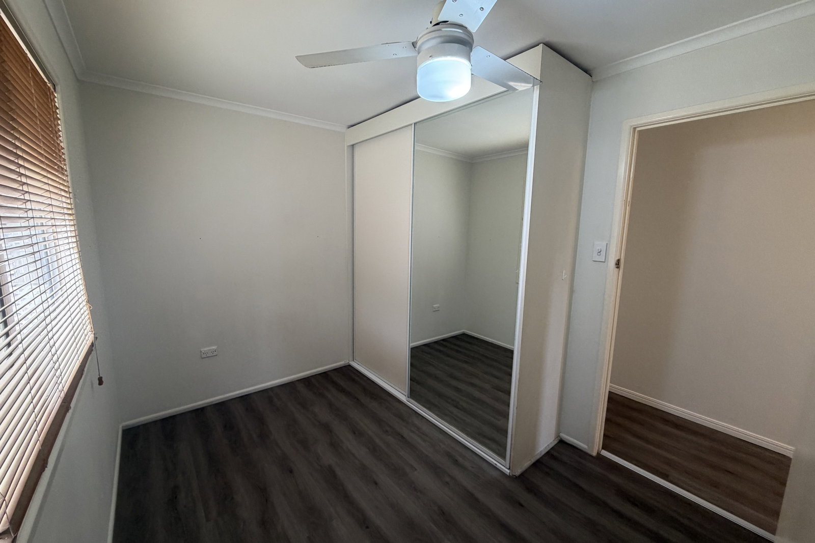 28 Illawarra Drive, Kin Kora  QLD  4680