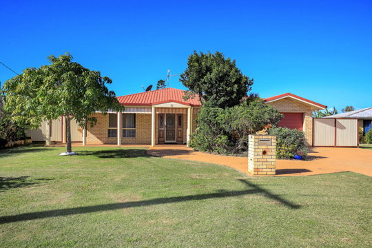 7 Gozo Court, Elliott Heads  QLD  4670