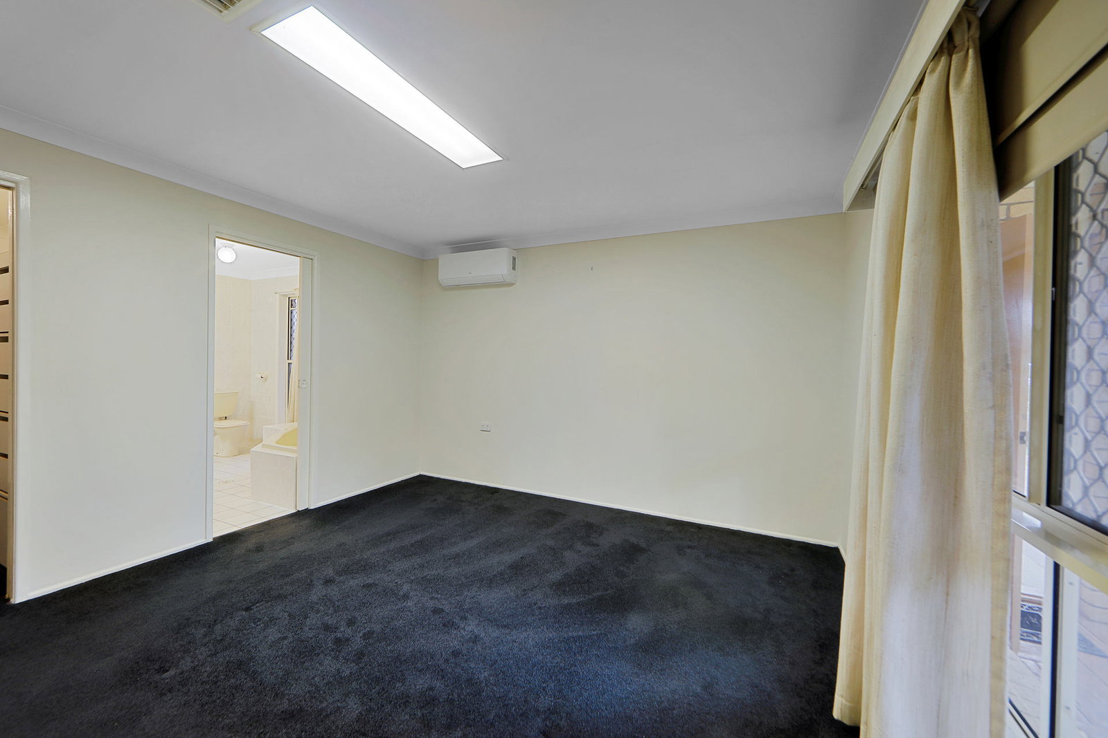 7 Gozo Court, Elliott Heads  QLD  4670