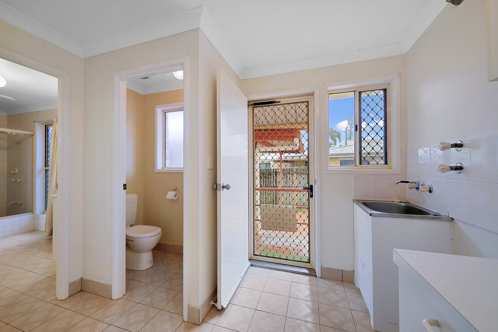 7 Gozo Court, Elliott Heads  QLD  4670