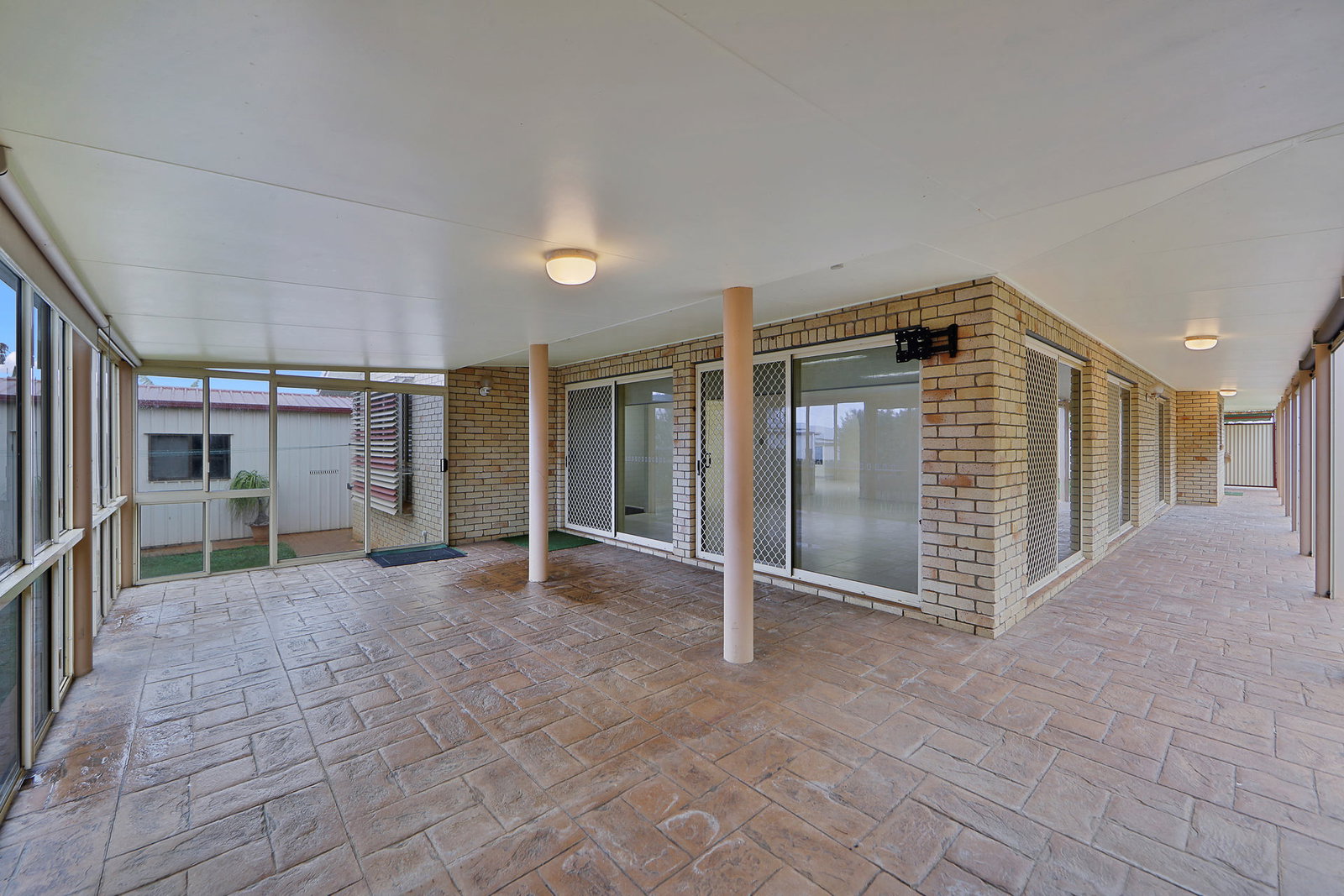 7 Gozo Court, Elliott Heads  QLD  4670
