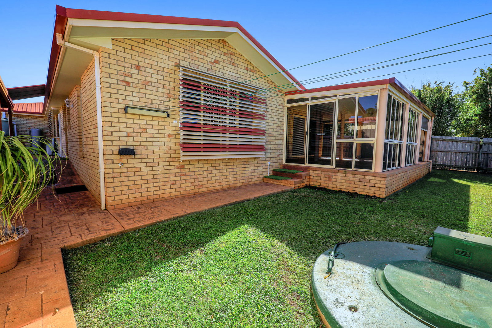7 Gozo Court, Elliott Heads  QLD  4670