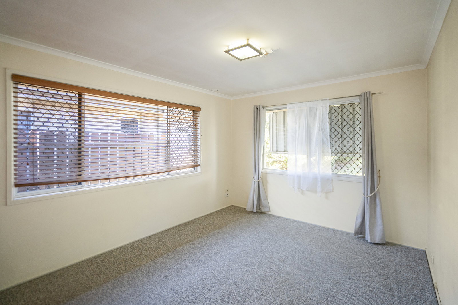17 Grimwood Street, Bundaberg West  QLD  4670
